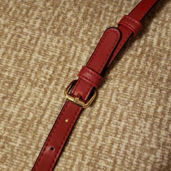 Red Quilted Chevron Crossbody Bag - Picture 5 of 7